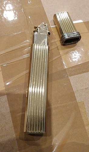 Joli petit briquet gaz en - joli,