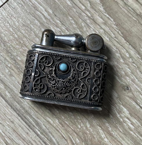 Ancien petit briquet métal - ancien,