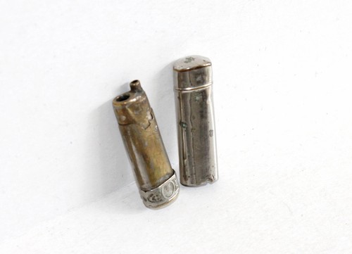 Ancien petit briquet essence - briquet,