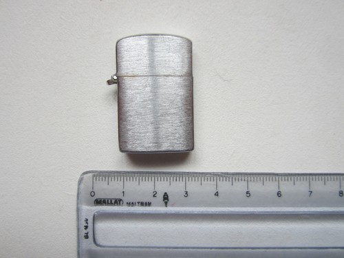 Petit briquet style zippo - style,